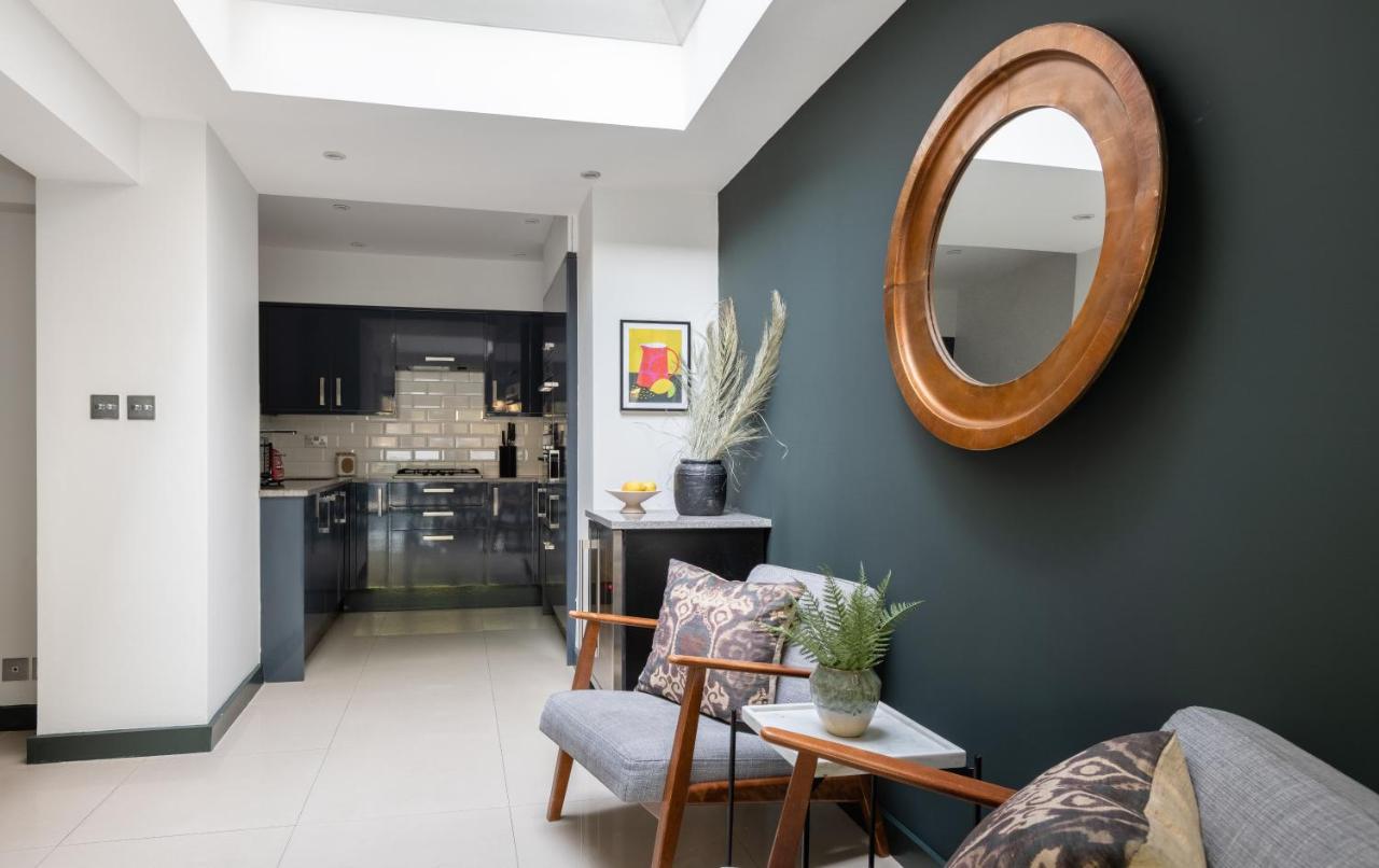 The Heart Of Shepherds Bush - Modern 2Bdr Apartment With Garden Londres Exterior foto